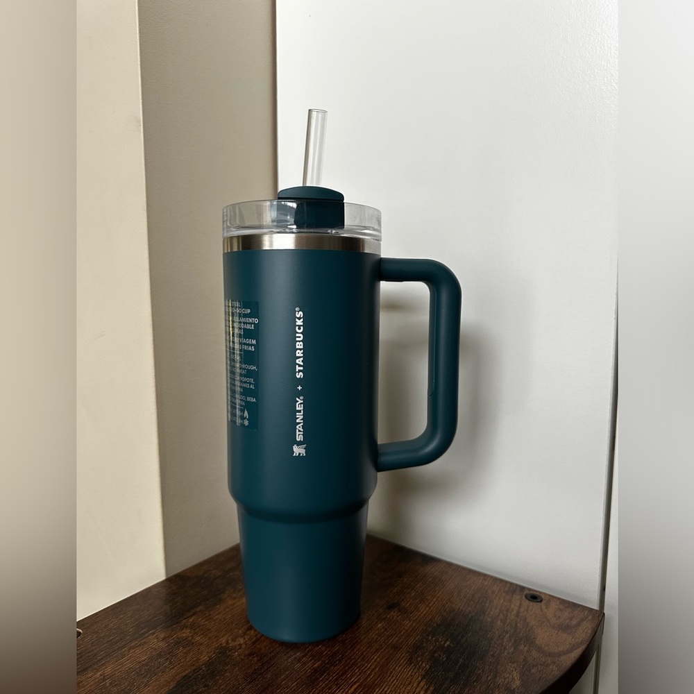 Stanley 30oz Overseas Exclusive Tumbler